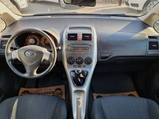 Toyota Auris foto 9