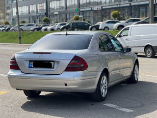 Mercedes E-Class foto 4