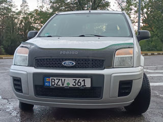 Ford Fusion foto 6