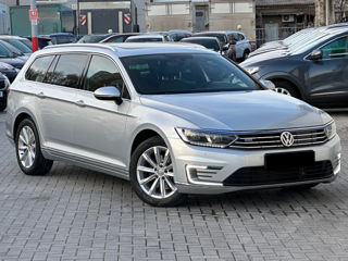 Volkswagen Passat foto 4