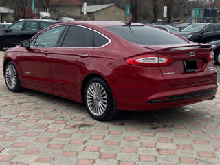 Ford Fusion foto 3