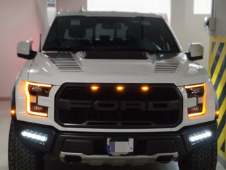 Ford F-150 foto 2