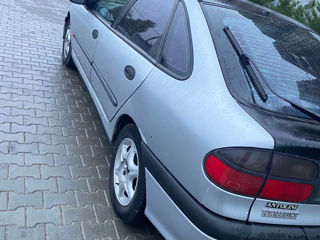 Renault Laguna foto 5