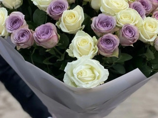 Розы и другие цветы в ассортименте по доступным ценам от foto 2