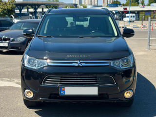 Mitsubishi Outlander foto 4