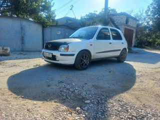 Nissan Micra foto 8