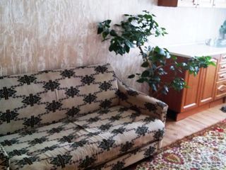 Apartament cu 2 camere, 37 m², Botanica, Chișinău foto 2