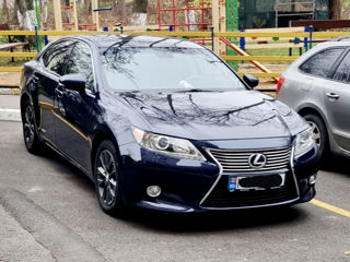 Lexus ES Series