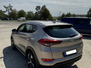 Chirie Hyundai Tucson foto 2