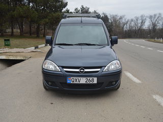 Opel Combo foto 1