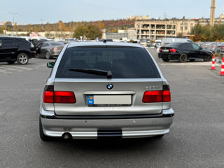 BMW 5 Series foto 6