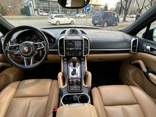 Porsche Cayenne foto 8