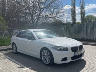 BMW 5 Series foto 9