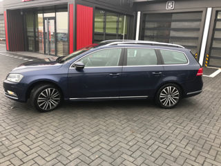 Volkswagen Passat foto 8