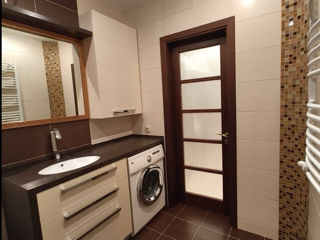 Apartament cu 2 camere, 58 m², Centru, Chișinău foto 4