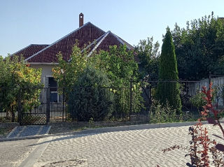 De vânzare Casa in Stăuceni. str.Trandafirilor foto 2