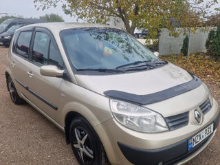 Renault Scenic foto 2