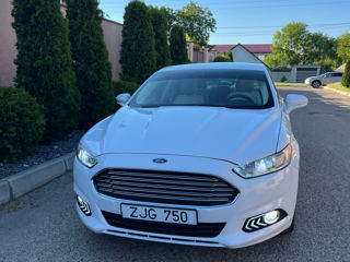 Ford Fusion foto 7