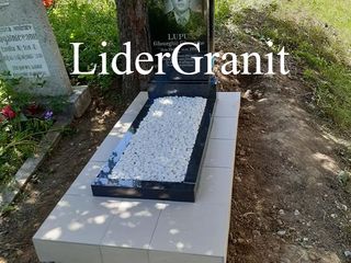 SRL LiderGranit propune monument gata din granit doar 5500 lei. foto 3