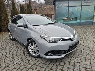 Toyota Auris foto 3