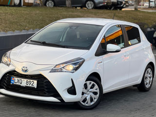 Toyota Yaris foto 2