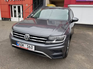 Rent a Car Chisinau  Tiguan Ford Fusion  Toyota Prius foto 3