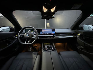 BMW 5 Series foto 9