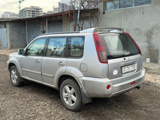 Nissan X-Trail foto 4