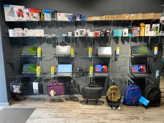 Laptopuri în credit cu 0% și garantie 8 luni