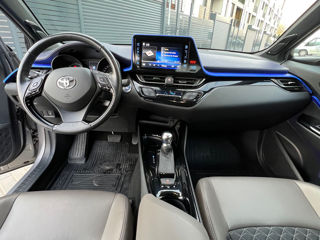 Toyota C-HR foto 5