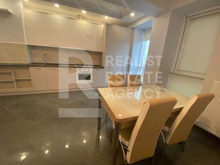 Chirie, Apartament, 1 odaie, Centru, bd. Renașterii Naționale foto 6