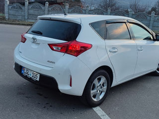 Toyota Auris foto 7