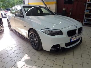 BMW 5 Series foto 10