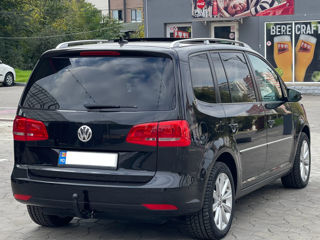 Volkswagen Touran foto 4