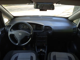 Opel Zafira foto 5