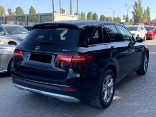 Mercedes GLC foto 5