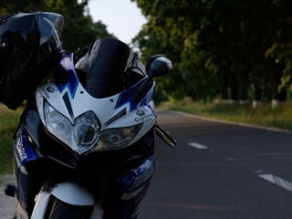 Suzuki GSXR 600 foto 1