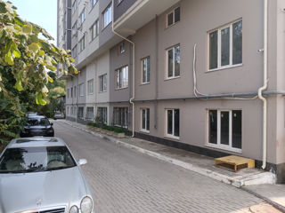 Apartament cu 2 camere, 78 m², Râșcani, Chișinău foto 2