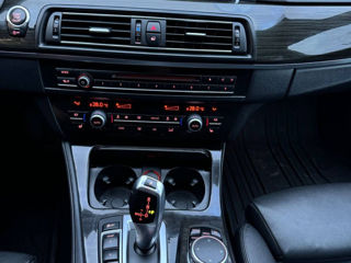 BMW 5 Series foto 9