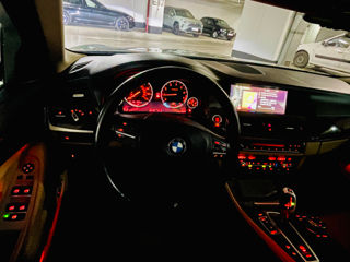 BMW 5 Series foto 6