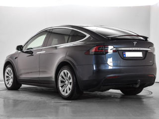 Tesla Model X foto 6