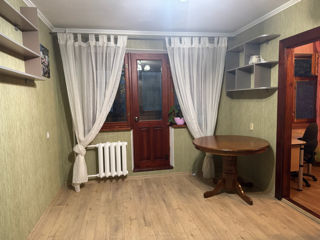 Apartament cu 2 camere, 60 m², Botanica, Chișinău foto 5