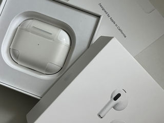 AirPods 3