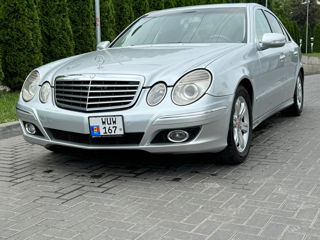 Mercedes E-Class foto 1