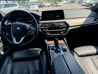 BMW 5 Series foto 10