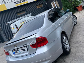 BMW 3 Series foto 4