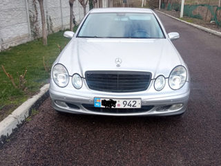 Mercedes E-Class foto 7