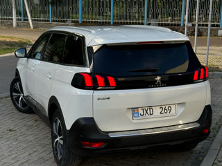 Peugeot 5008 foto 4