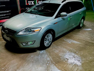 Ford Mondeo foto 9