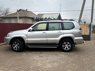 Toyota Land Cruiser Prado foto 3